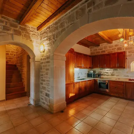 Villa Arianna With Breathtaking View Near Rethymno Prines (Rethymno)