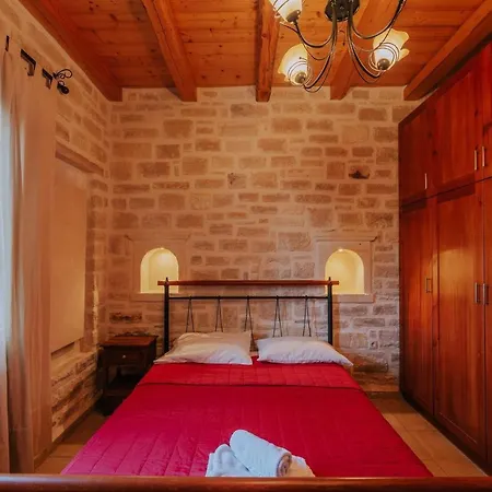 Arianna With Breathtaking View Near Rethymno * Prines (Rethymno)
