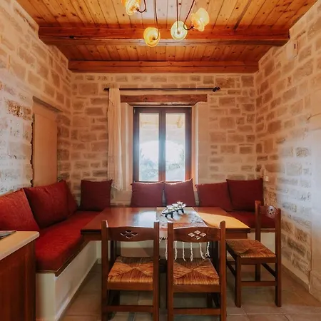 Arianna With Breathtaking View Near Rethymno *